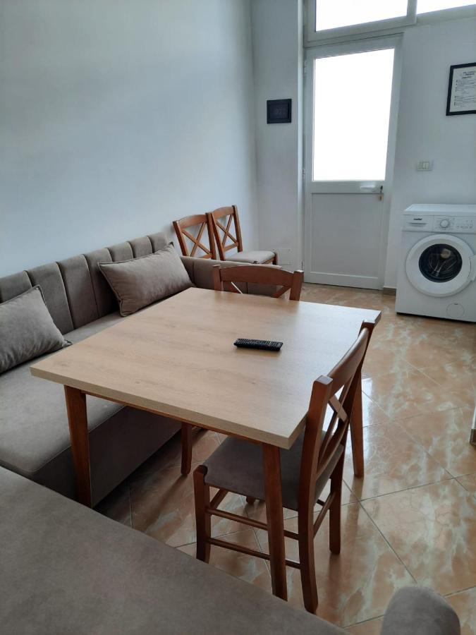 Vila Pushimi Regis Velipojë Exterior foto