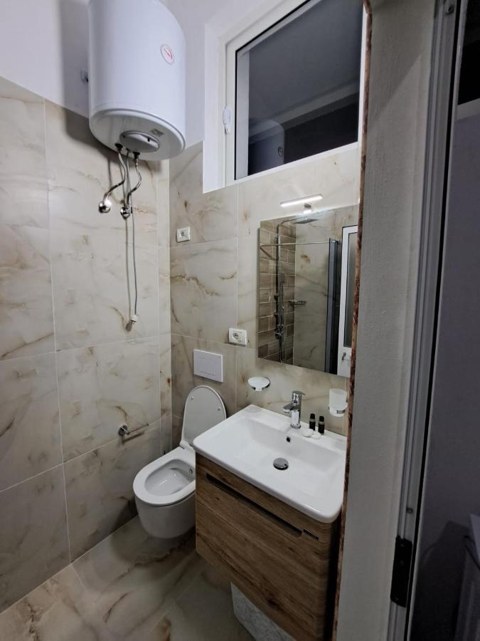 Vila Pushimi Regis Velipojë Exterior foto